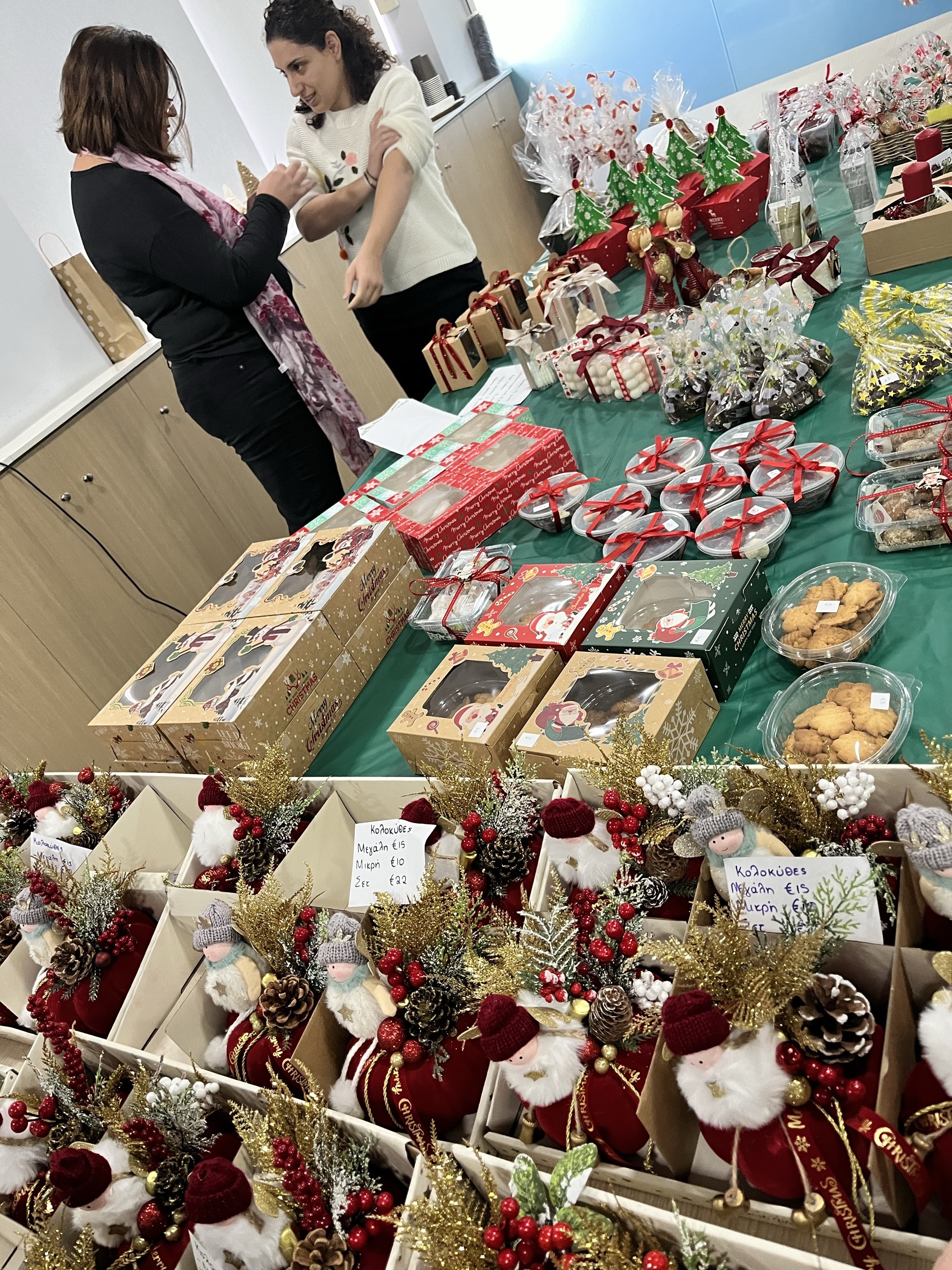 social-club-xmas-bazaar-2.jpg